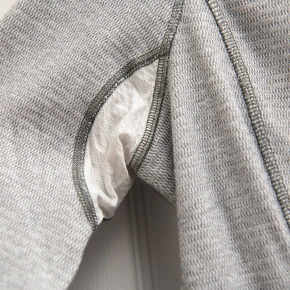 Lululemon SOFT Grey Stripe Athleisure Pop Over Sweatshirt Size 6 Loungewear Yoga - Picture 7 of 9